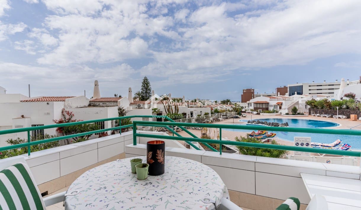 4 slaapkamer Halfvrijstaande villa te koop in Costa Adeje met zwembad - € 599.999 (Ref: 9678282)