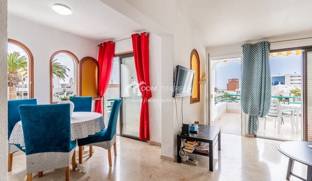 4 chambre Villa/Maison Semi-Mitoyenne à vendre à San Eugenio Bajo, Adeje avec piscine - 599 999 € (Ref: 9678282)