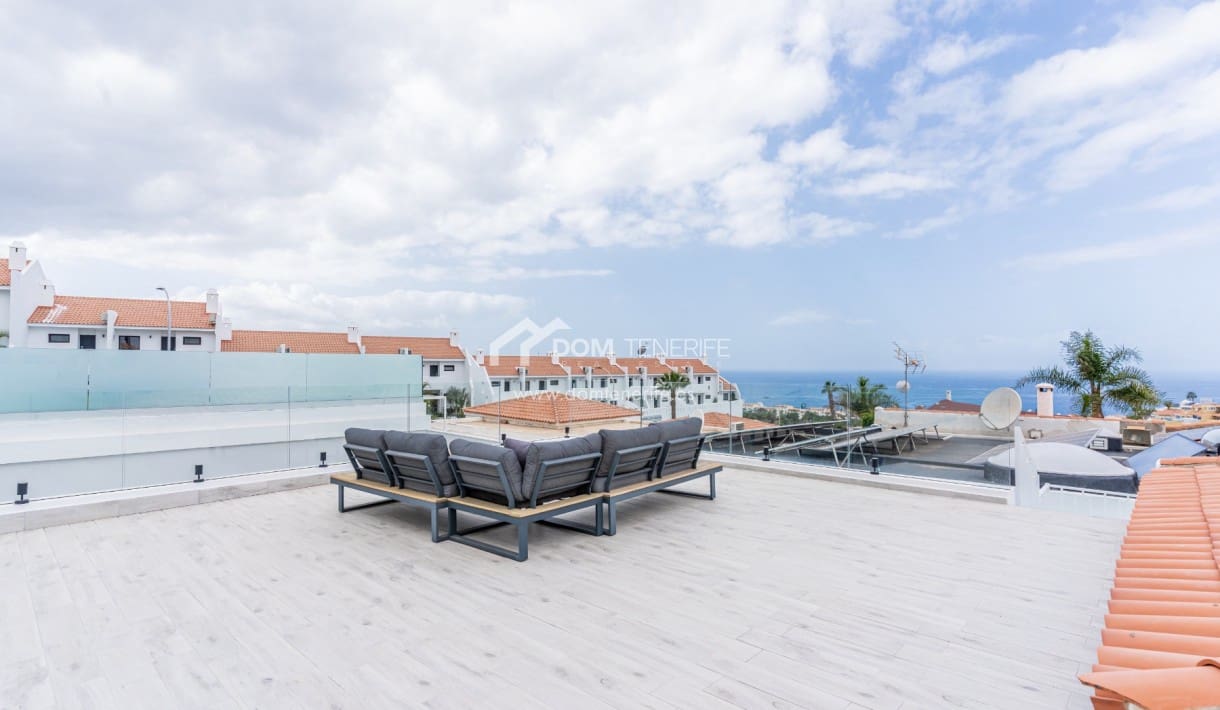 3 chambre Villa/Maison à vendre à Costa Adeje avec piscine - 945 000 € (Ref: 9691486)