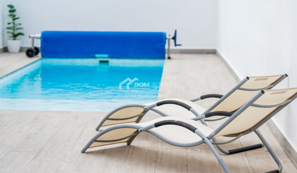 3 chambre Villa/Maison à vendre à Costa Adeje avec piscine - 945 000 € (Ref: 9691486)