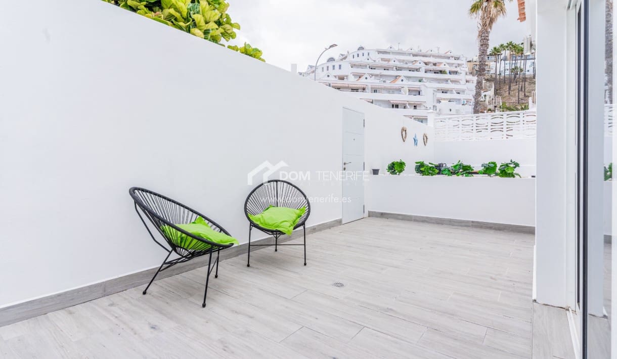 3 chambre Villa/Maison à vendre à Costa Adeje avec piscine - 945 000 € (Ref: 9691486)