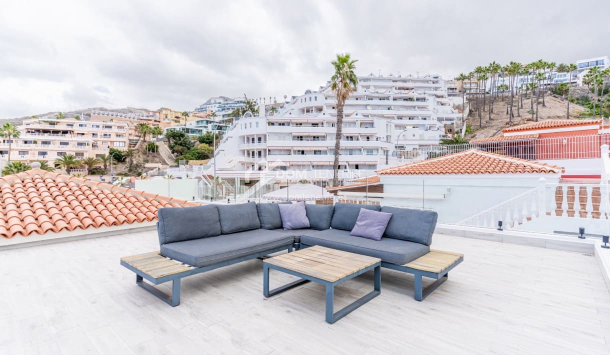 3 chambre Villa/Maison à vendre à Costa Adeje avec piscine - 945 000 € (Ref: 9691486)