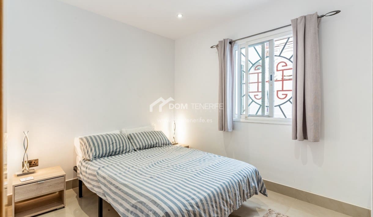 3 chambre Villa/Maison à vendre à Costa Adeje avec piscine - 945 000 € (Ref: 9691486)