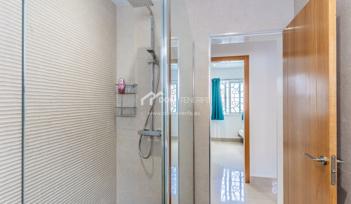 3 chambre Villa/Maison à vendre à Costa Adeje avec piscine - 945 000 € (Ref: 9691486)