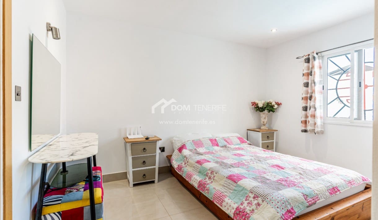 3 chambre Villa/Maison à vendre à Costa Adeje avec piscine - 945 000 € (Ref: 9691486)