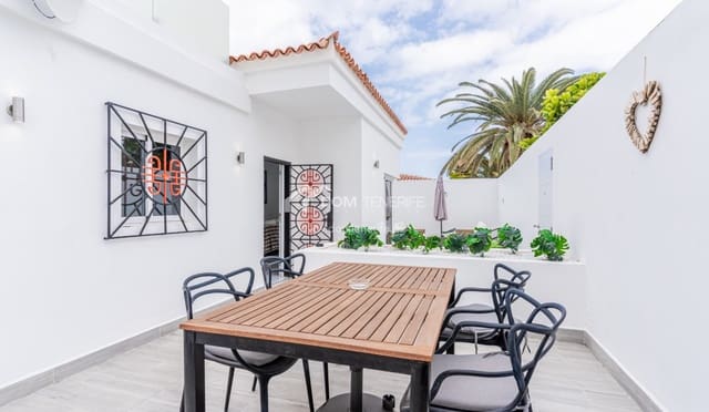 3 chambre Villa/Maison à vendre à San Eugenio Alto, Adeje avec piscine - 945 000 € (Ref: 9691486)