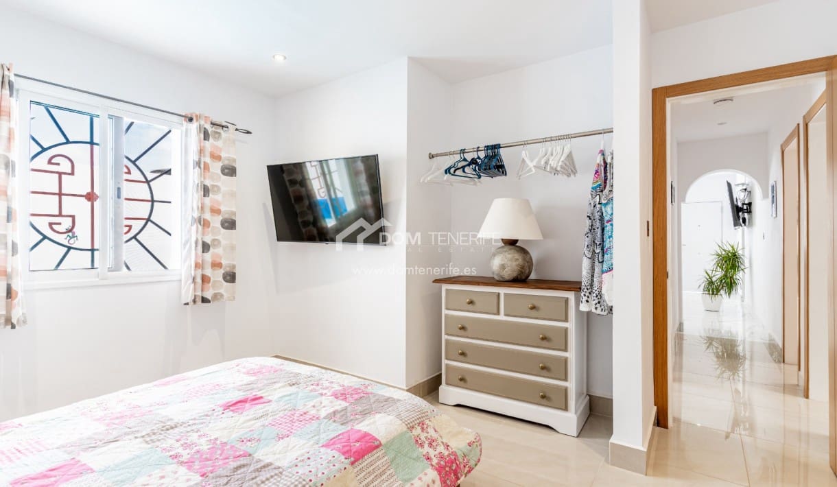 3 chambre Villa/Maison à vendre à Costa Adeje avec piscine - 945 000 € (Ref: 9691486)