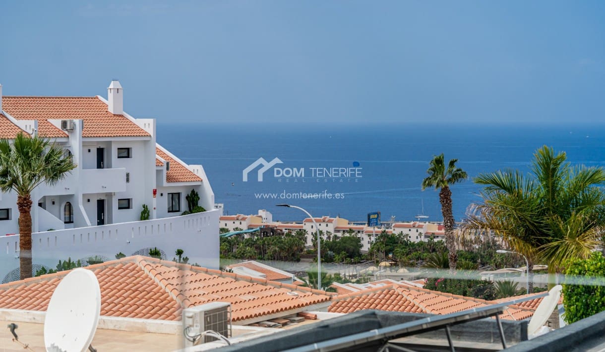 3 chambre Villa/Maison à vendre à Costa Adeje avec piscine - 945 000 € (Ref: 9691486)