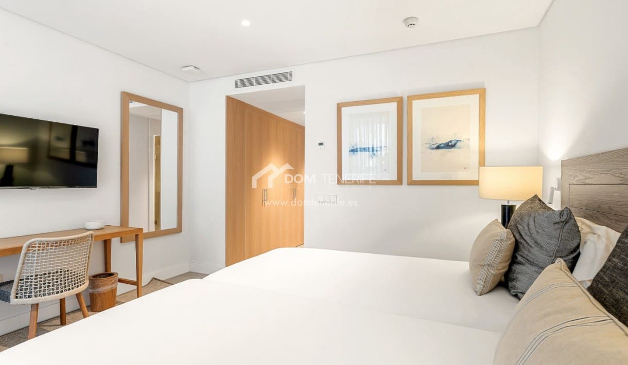 3 bedroom Apartment for sale in Guia de Isora with pool - € 1,553,000 (Ref: 9699899)