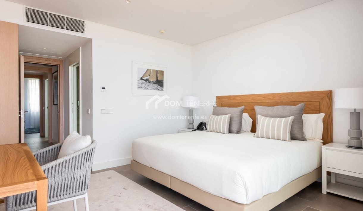 2 bedroom Apartment for sale in Guia de Isora with pool - € 1,117,000 (Ref: 9699904)