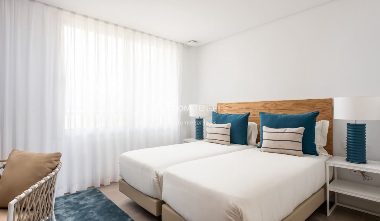 2 bedroom Apartment for sale in Guia de Isora with pool - € 1,117,000 (Ref: 9699904)