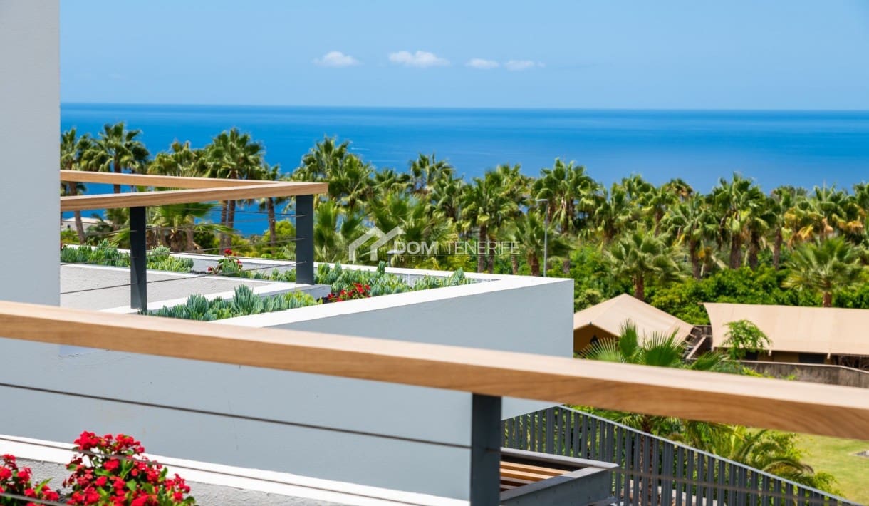 2 bedroom Apartment for sale in Guia de Isora with pool - € 1,117,000 (Ref: 9699905)