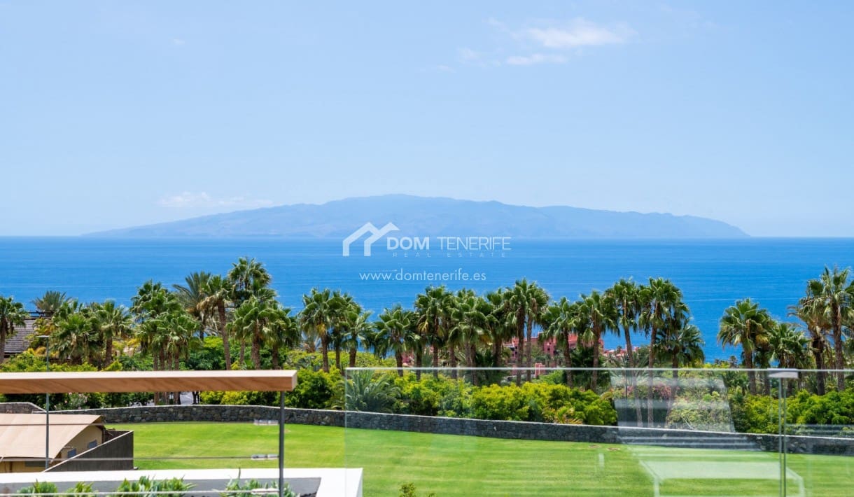 3 bedroom Apartment for sale in Guia de Isora with pool - € 1,895,000 (Ref: 9699906)
