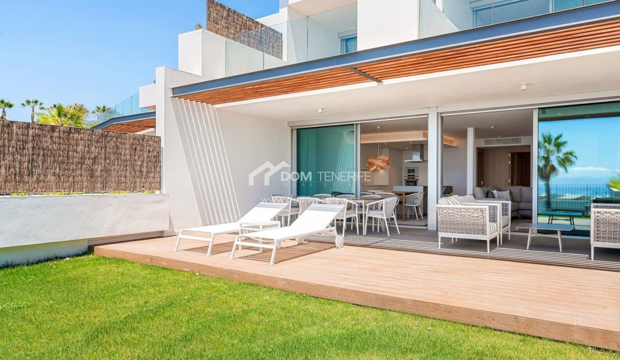 2 bedroom Apartment for sale in Guia de Isora with pool - € 1,035,000 (Ref: 9700028)