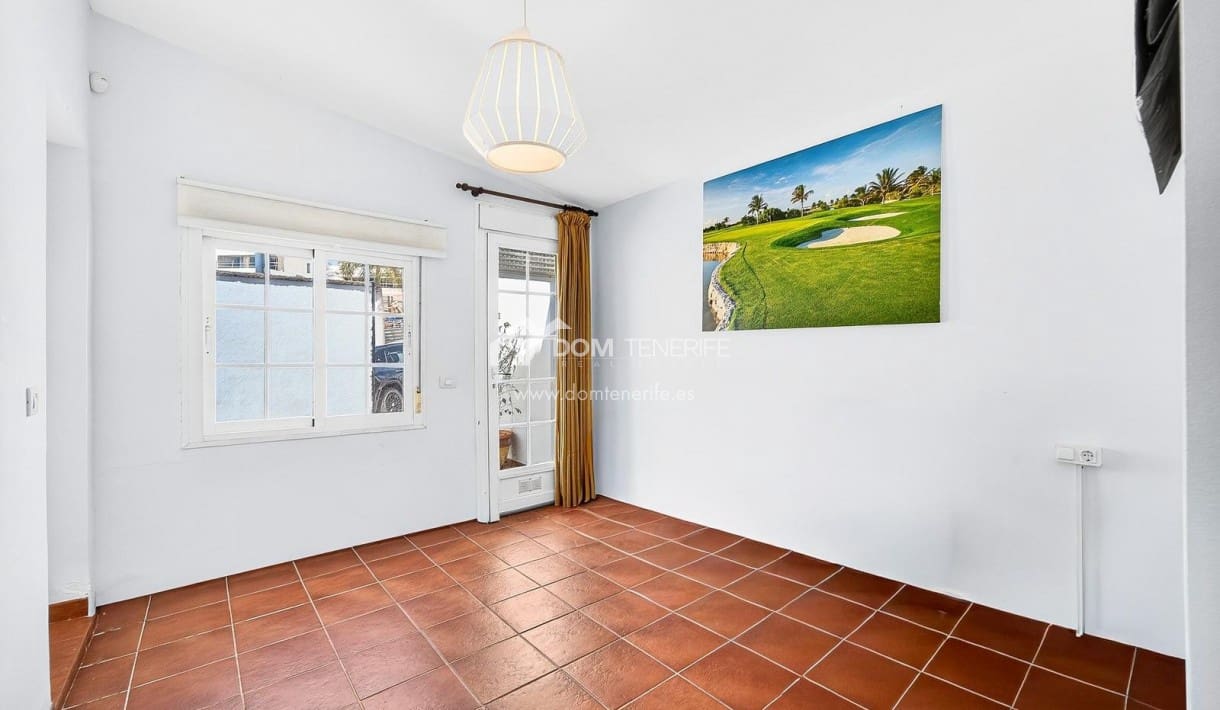 Chalet de 5 habitaciones en Los Cristianos en venta con piscina - 1.790.000 € (Ref: 9719385)