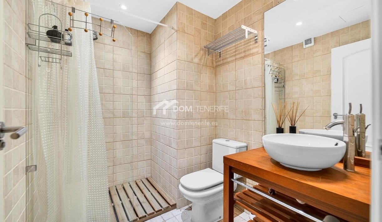 Chalet de 5 habitaciones en Los Cristianos en venta con piscina - 1.790.000 € (Ref: 9719385)