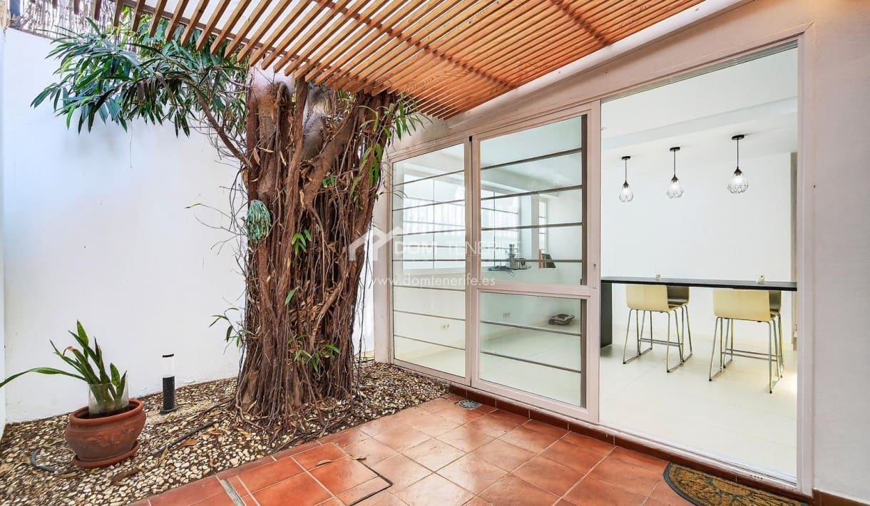 Chalet de 5 habitaciones en Los Cristianos en venta con piscina - 1.790.000 € (Ref: 9719385)