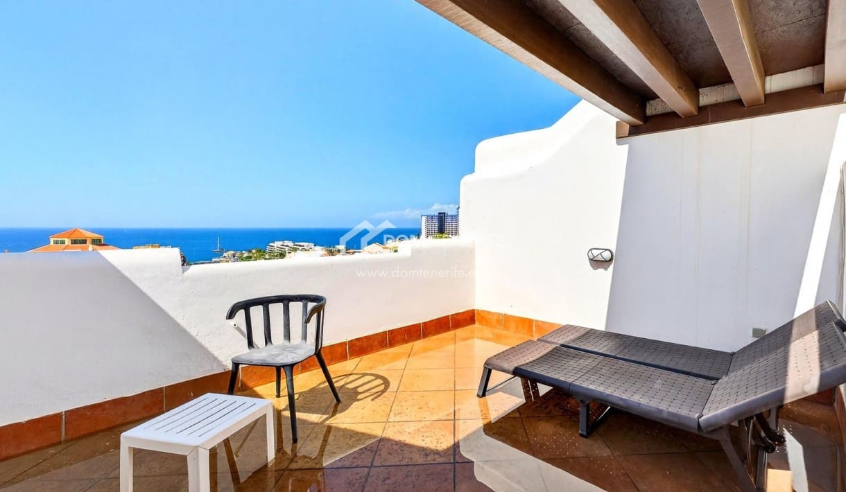 2 bedroom Apartment for sale in Playa Paraiso with pool - € 475,000 (Ref: 9730860)