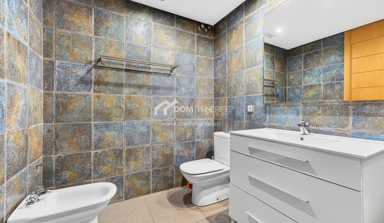 2 bedroom Apartment for sale in Playa Paraiso with pool - € 475,000 (Ref: 9730860)