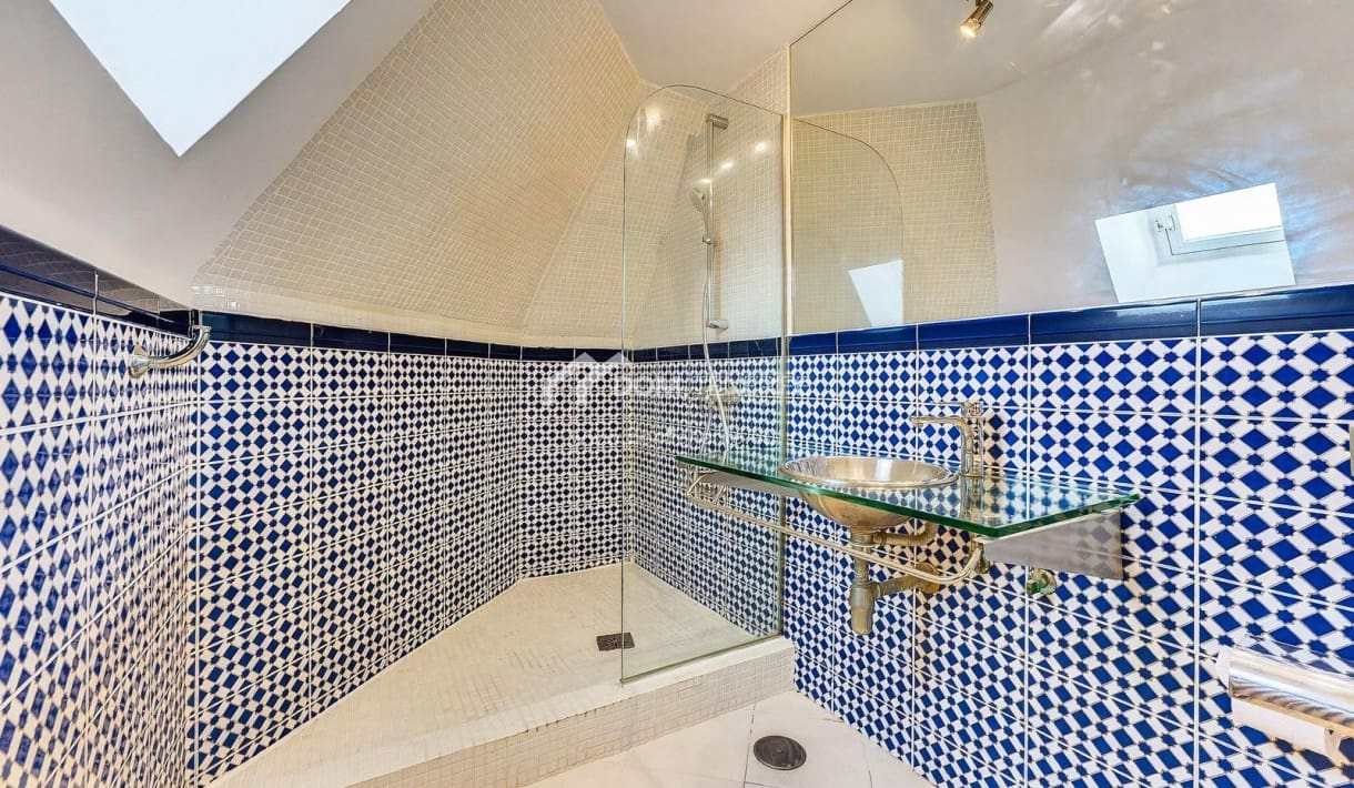 2 bedroom Apartment for sale in Playa Paraiso with pool - € 475,000 (Ref: 9730860)