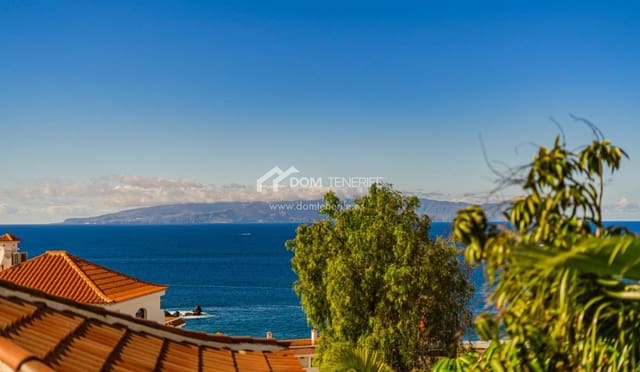 6 chambre Villa/Maison à vendre à Guía de Isora avec piscine garage - 1 280 000 € (Ref: 9730861)