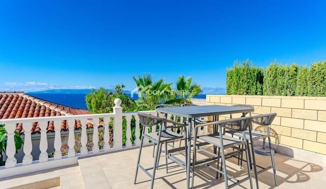 6 chambre Villa/Maison à vendre à Guía de Isora avec piscine garage - 1 280 000 € (Ref: 9730861)