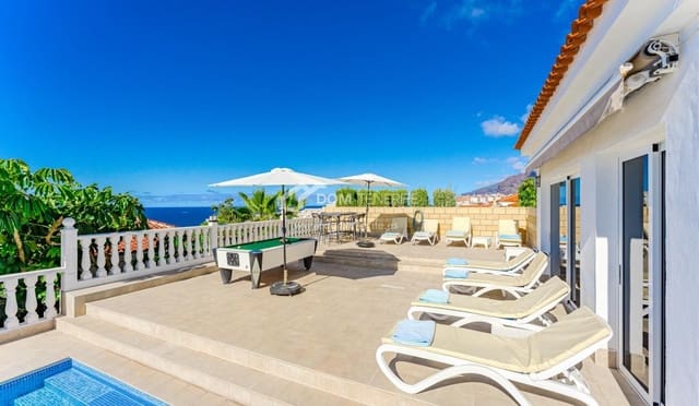 6 chambre Villa/Maison à vendre à Guía de Isora avec piscine garage - 1 280 000 € (Ref: 9730861)