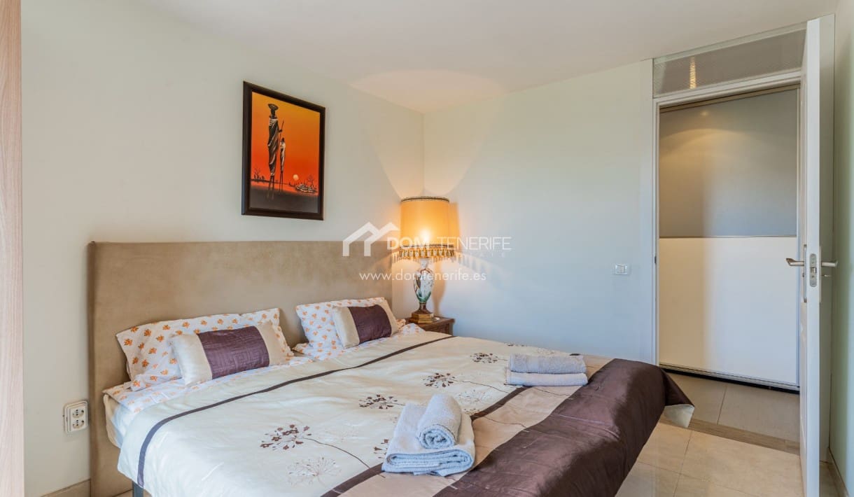 4 bedroom Villa for sale in Valle de San Lorenzo with garage - € 580,000 (Ref: 9731367)