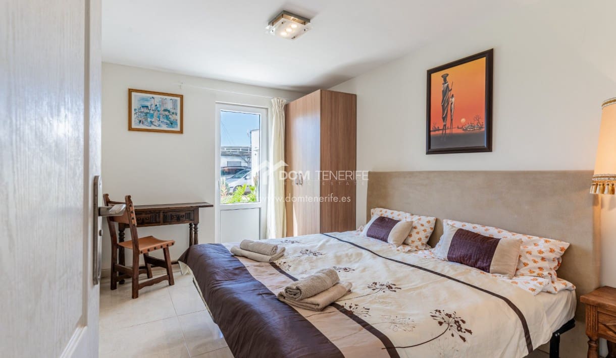 4 bedroom Villa for sale in Valle de San Lorenzo with garage - € 580,000 (Ref: 9731367)