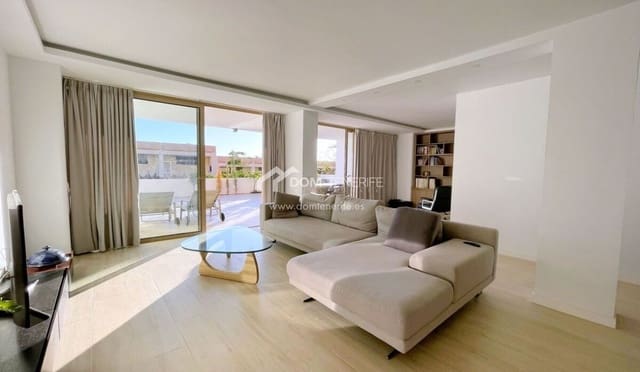 Apartamento de 3 habitaciones en Marazul, Adeje en venta con piscina garaje - 580.000 € (Ref: 9739307)