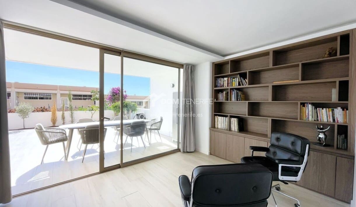 3 bedroom Apartment for sale in Marazul with pool garage - € 580,000 (Ref: 9739307)