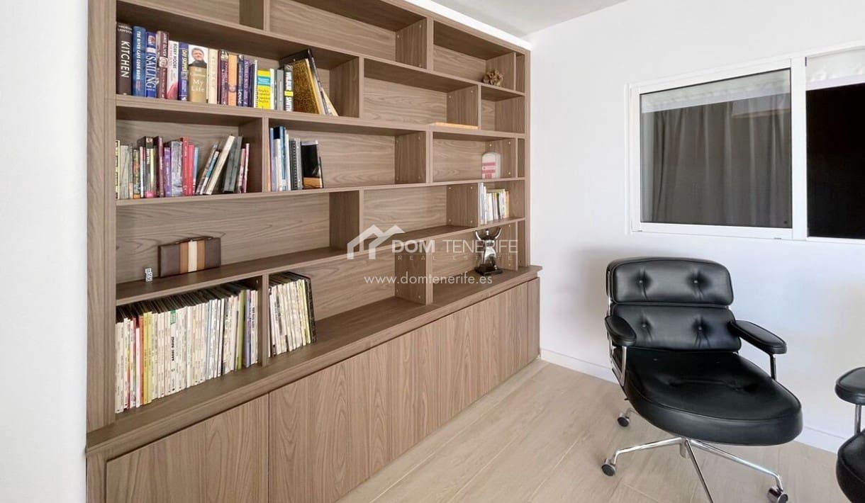 3 bedroom Apartment for sale in Marazul with pool garage - € 580,000 (Ref: 9739307)