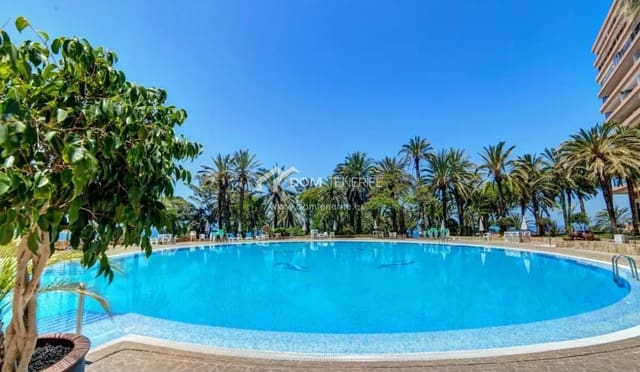 Apartamento de 3 habitaciones en Marazul, Adeje en venta con piscina garaje - 580.000 € (Ref: 9739307)