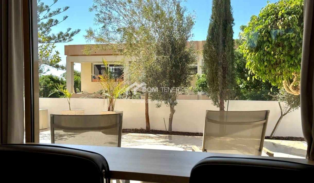 3 bedroom Apartment for sale in Marazul with pool garage - € 580,000 (Ref: 9739307)