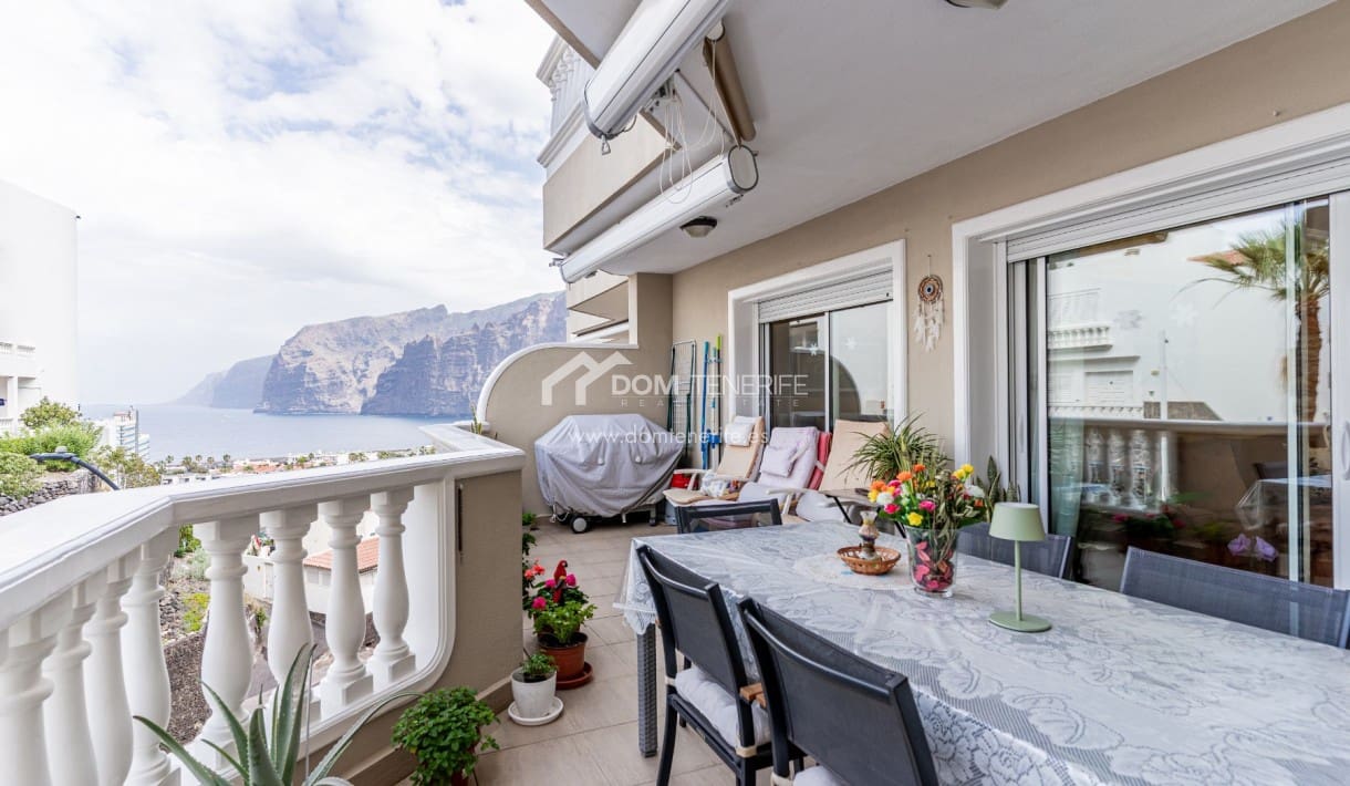 2 soveværelse Lejlighed til salg i Los Gigantes med swimmingpool - € 475.000 (Ref: 9756773)