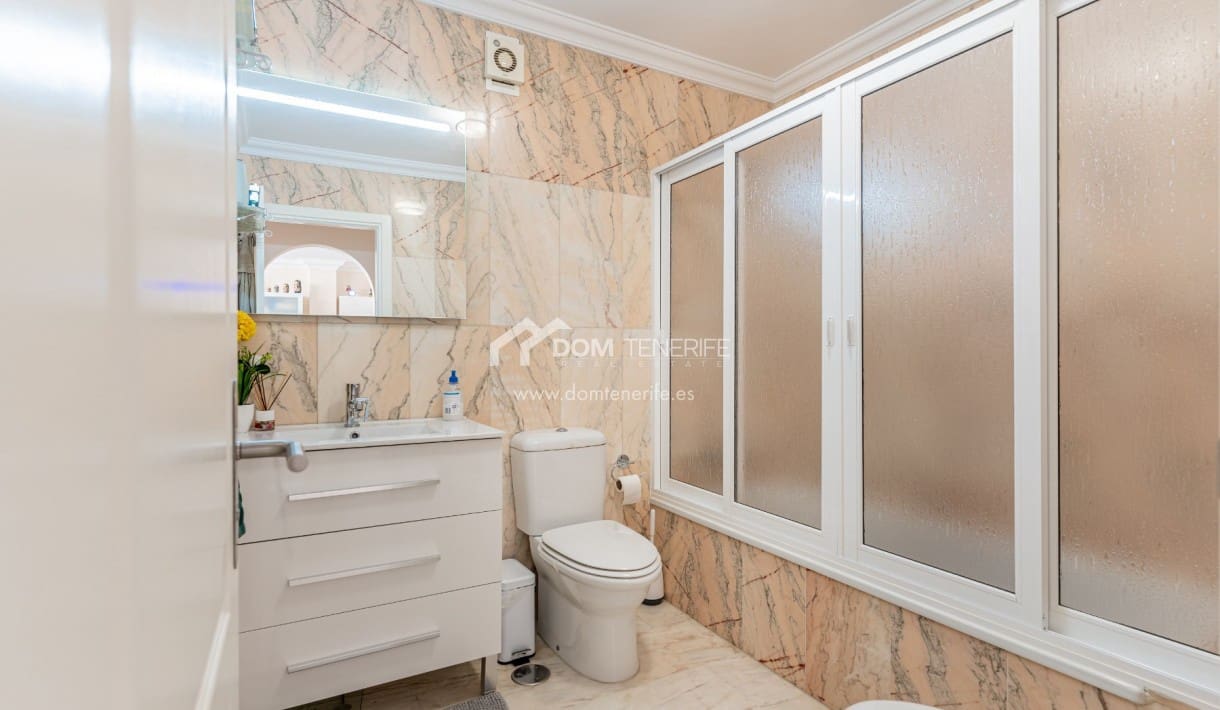 2 soveværelse Lejlighed til salg i Los Gigantes med swimmingpool - € 475.000 (Ref: 9756773)