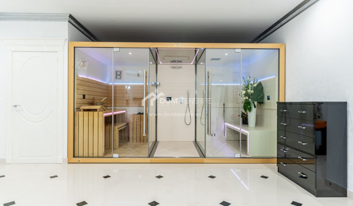 6 sovrum Villa till salu i La Caleta Adeje med pool garage - 4 250 000 € (Ref: 9800290)