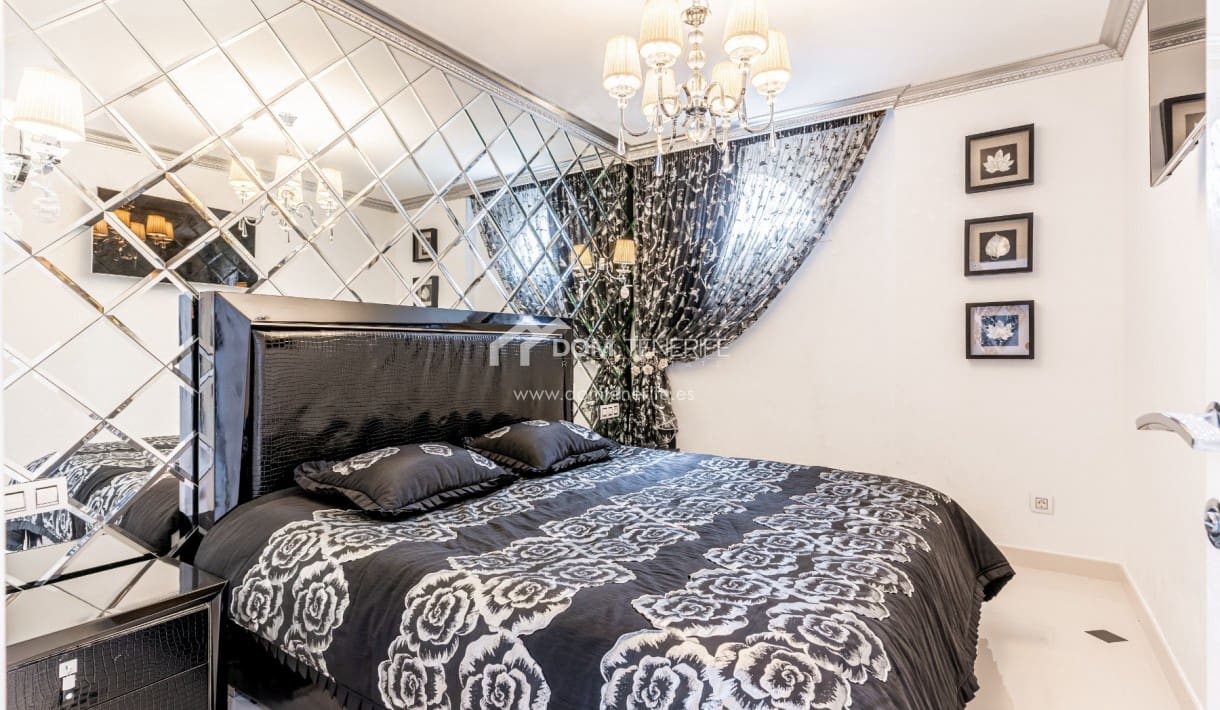 6 sovrum Villa till salu i La Caleta Adeje med pool garage - 4 250 000 € (Ref: 9800290)