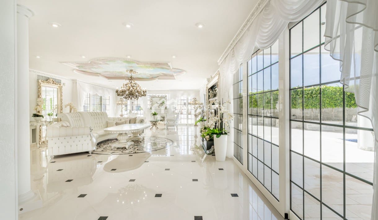 6 sovrum Villa till salu i La Caleta Adeje med pool garage - 4 250 000 € (Ref: 9800290)