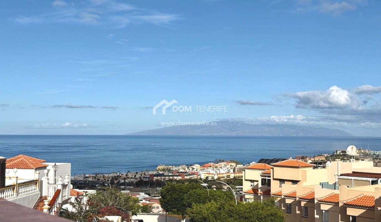 Appartement de 1 chambre à louer à Torviscas avec piscine garage - 1 200 € (Ref: 9832780)