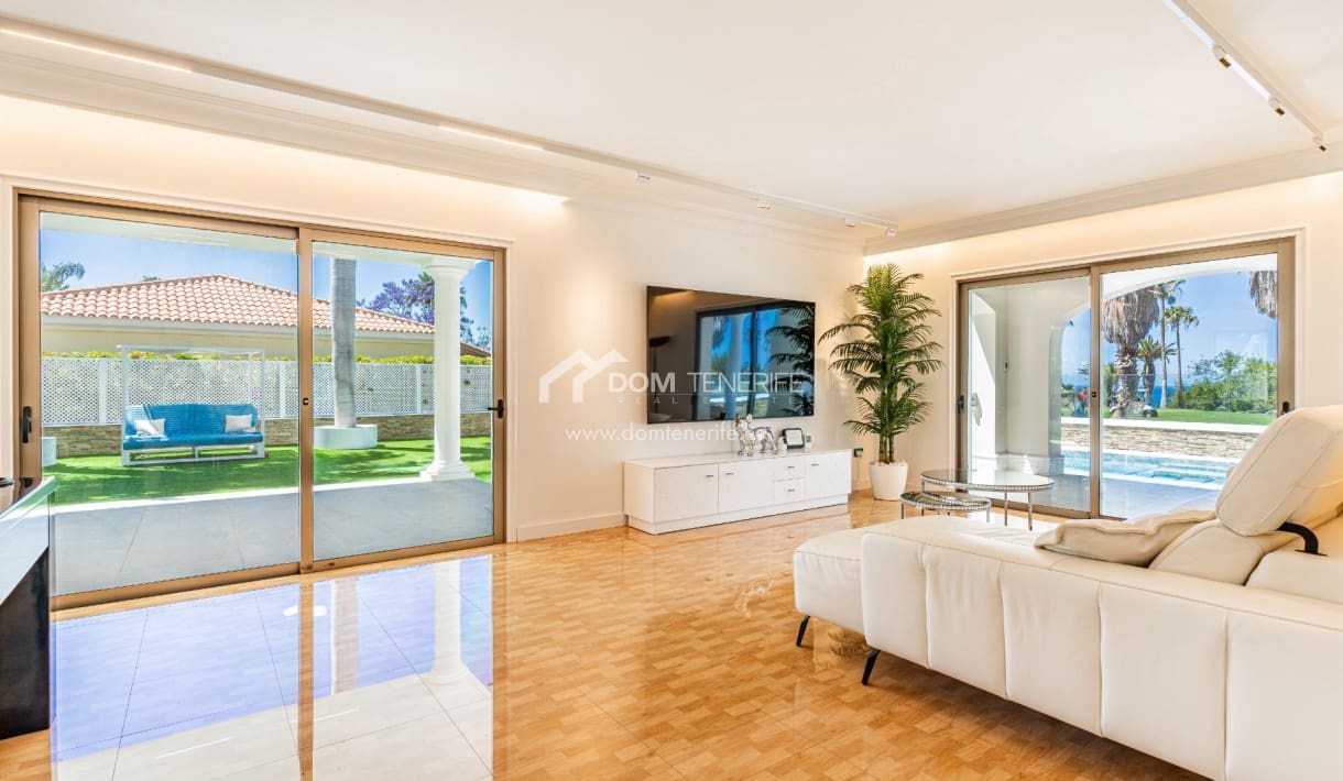 4 bedroom Villa for sale in La Caleta Adeje with pool garage - € 3,500,000 (Ref: 9834704)