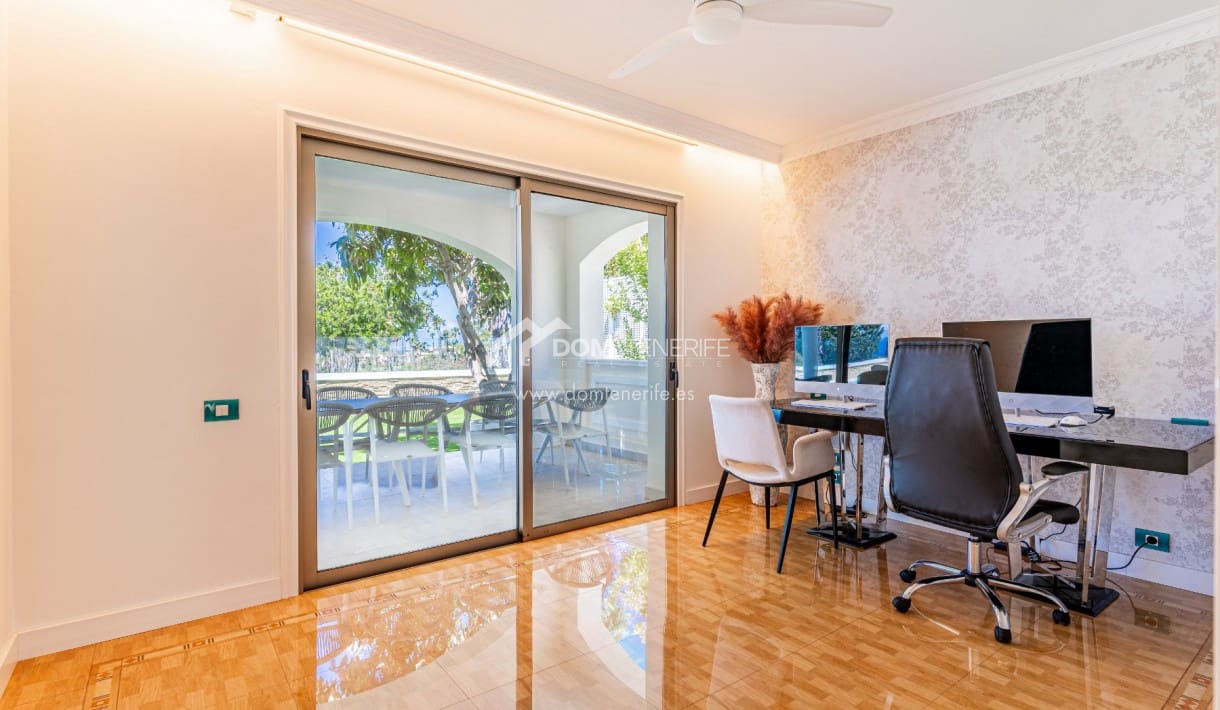 4 bedroom Villa for sale in La Caleta Adeje with pool garage - € 3,500,000 (Ref: 9834704)