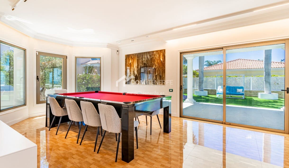4 bedroom Villa for sale in La Caleta Adeje with pool garage - € 3,500,000 (Ref: 9834704)