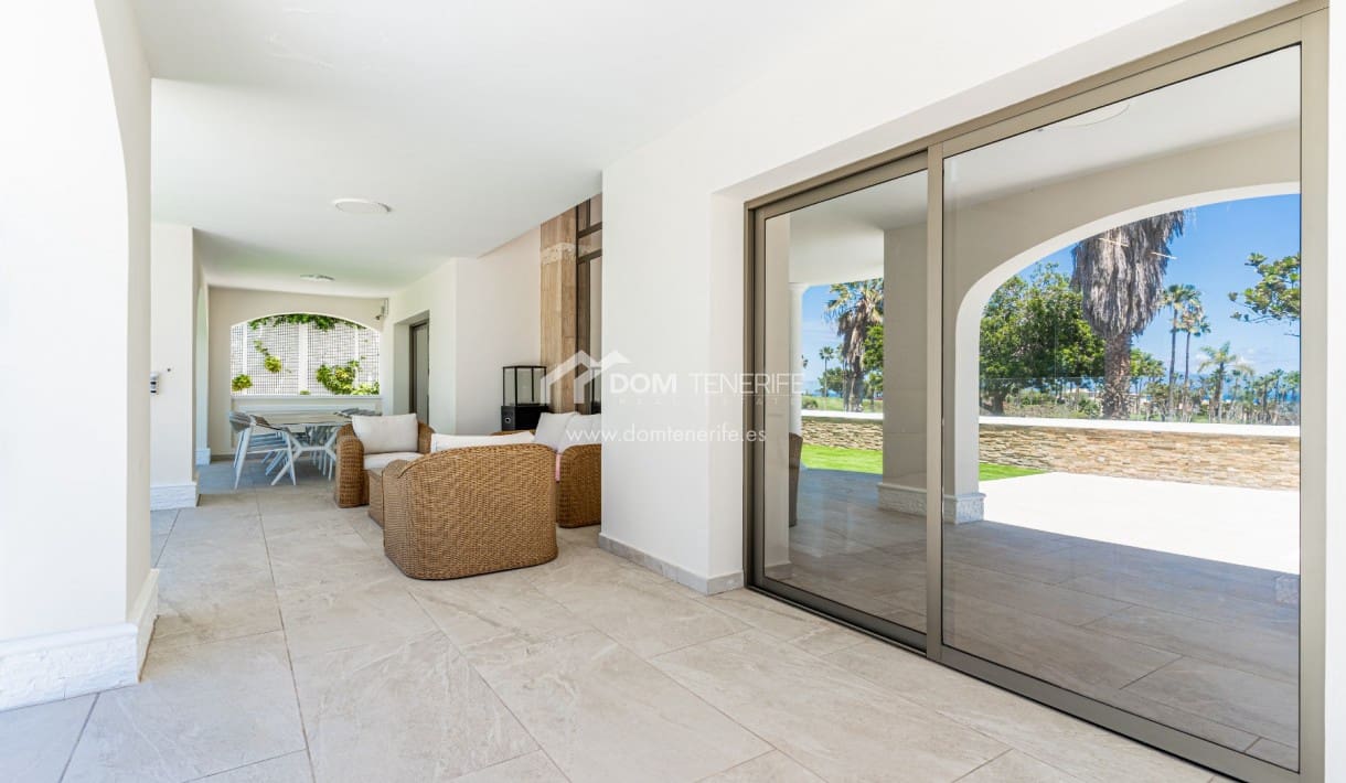 4 bedroom Villa for sale in La Caleta Adeje with pool garage - € 3,500,000 (Ref: 9834704)