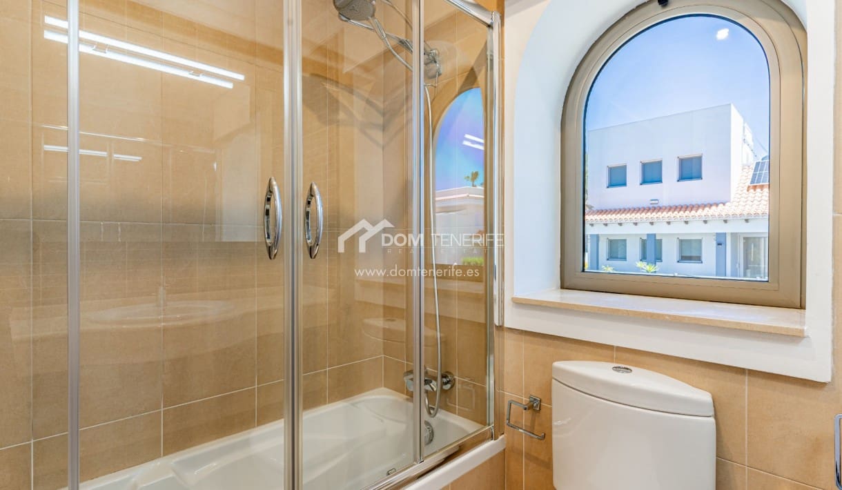 4 bedroom Villa for sale in La Caleta Adeje with pool garage - € 3,500,000 (Ref: 9834704)