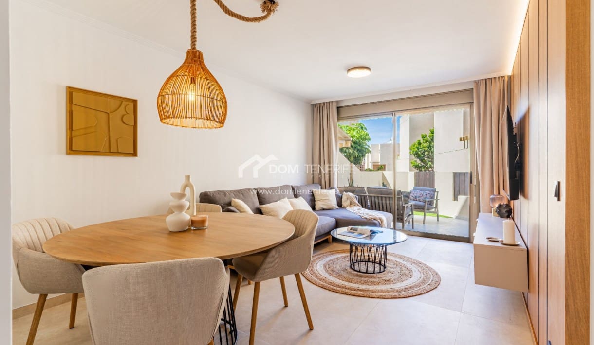 3 soveværelse Byhus til salg i La Tejita med swimmingpool garage - € 599.000 (Ref: 9858811)