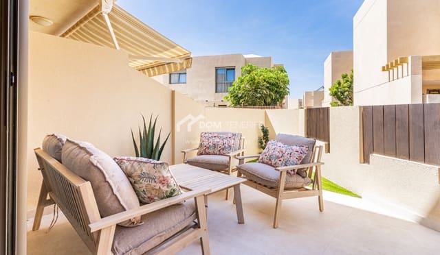 3 soveværelse Byhus til salg i La Tejita, Granadilla de Abona med swimmingpool garage - € 599.000 (Ref: 9858811)