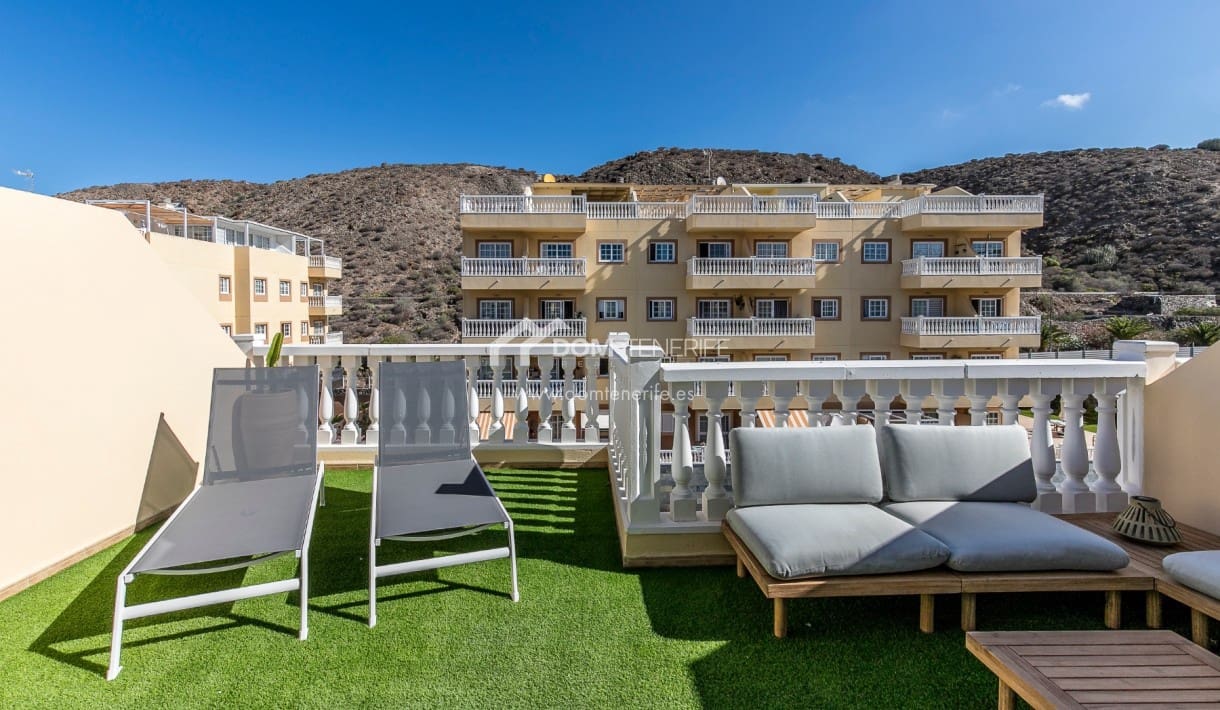 3 soverom Penthouse til salgs i Palm-Mar med svømmebasseng - € 414 000 (Ref: 9877591)
