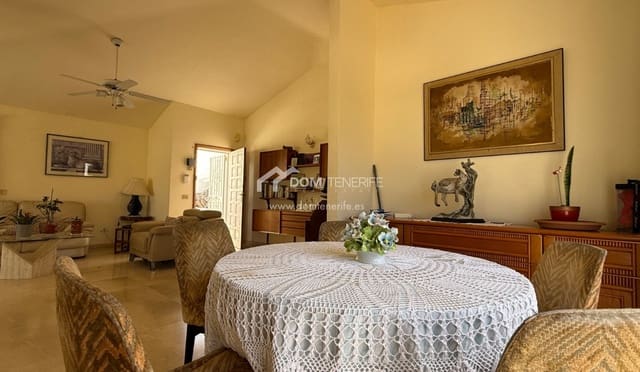 3 quarto Moradia para venda em Amarilla Golf, San Miguel de Abona com piscina garagem - 679 000 € (Ref: 9914885)
