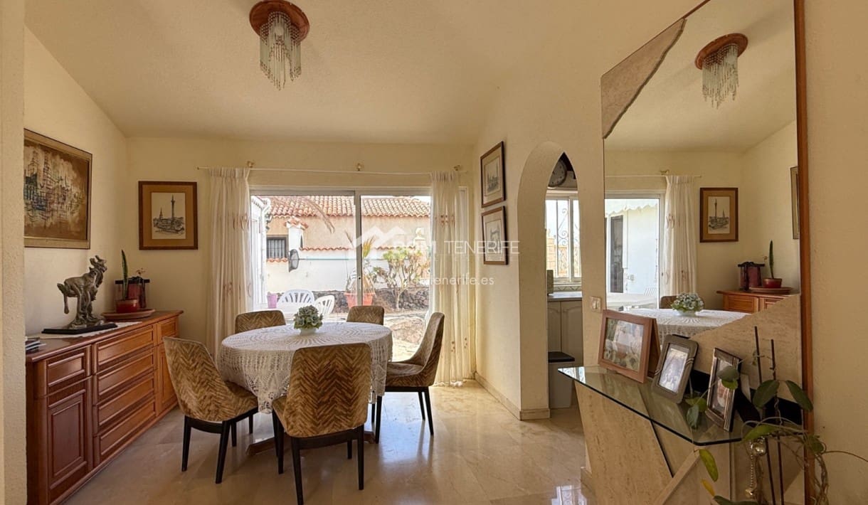 3 quarto Moradia para venda em Amarilla Golf com piscina garagem - 679 000 € (Ref: 9914885)